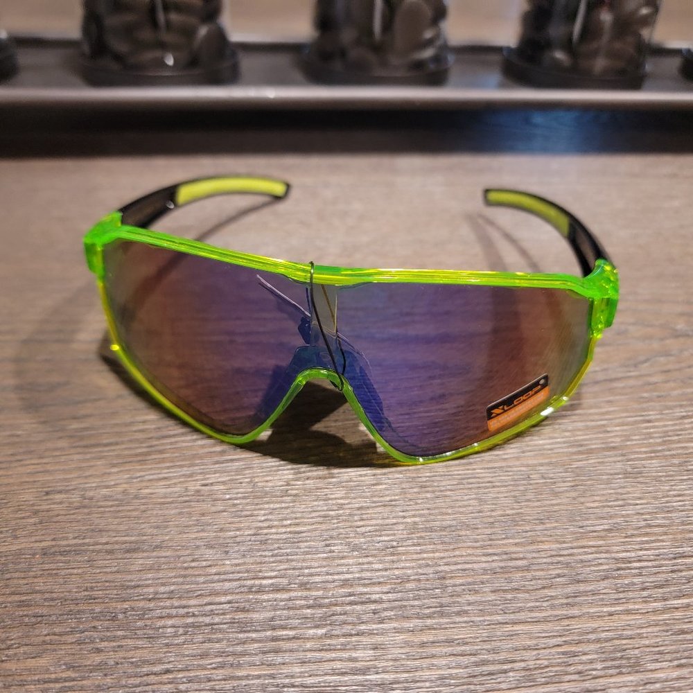 Sport sunglasses x loop